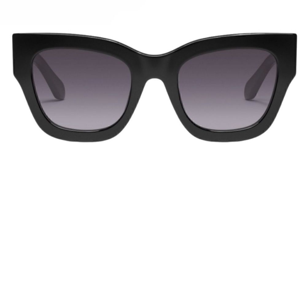 QUAY AUSTRALIA- By The Way Sunglasses- Black, Smoke NEW IN THE BOX